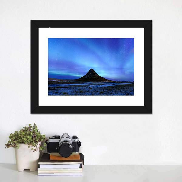 Mountain Kirkjufell & Aurora Canvas Wall Art-3 Horizontal-Gallery Wrap-25" x 16"-Tiaracle