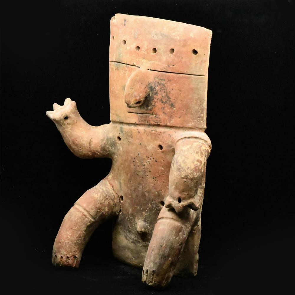 Eine große sitzende männliche Quimbaya-Figur, Kolumbien, ca. 1200 - 1400 n. Chr.