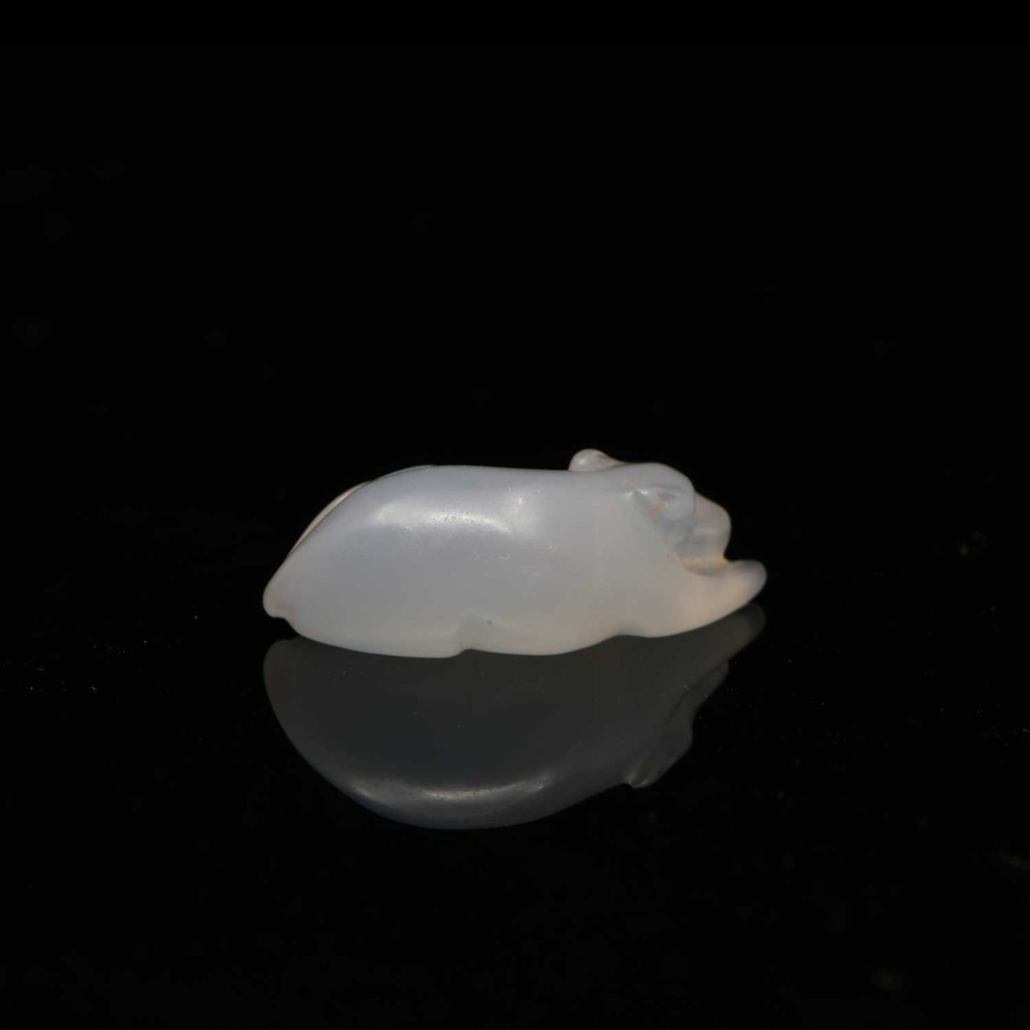 Ein römischer Chalcedon-Hund, Römische Kaiserzeit, ca. 1. Jahrhundert n. Chr.