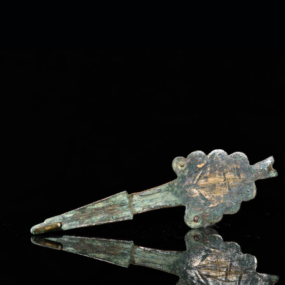 Ein Gürtelhaken aus samnitischer Bronze, römisch-republikanische Zeit, ca. 4. Jahrhundert v. Chr.