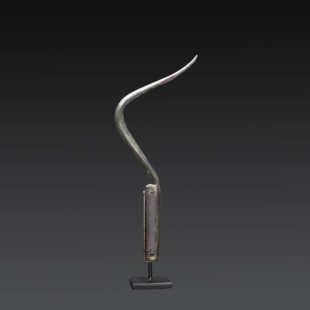 Ein verzierter römischer Strigil aus Bronze, ca. 1.-2. Jahrhundert n. Chr.