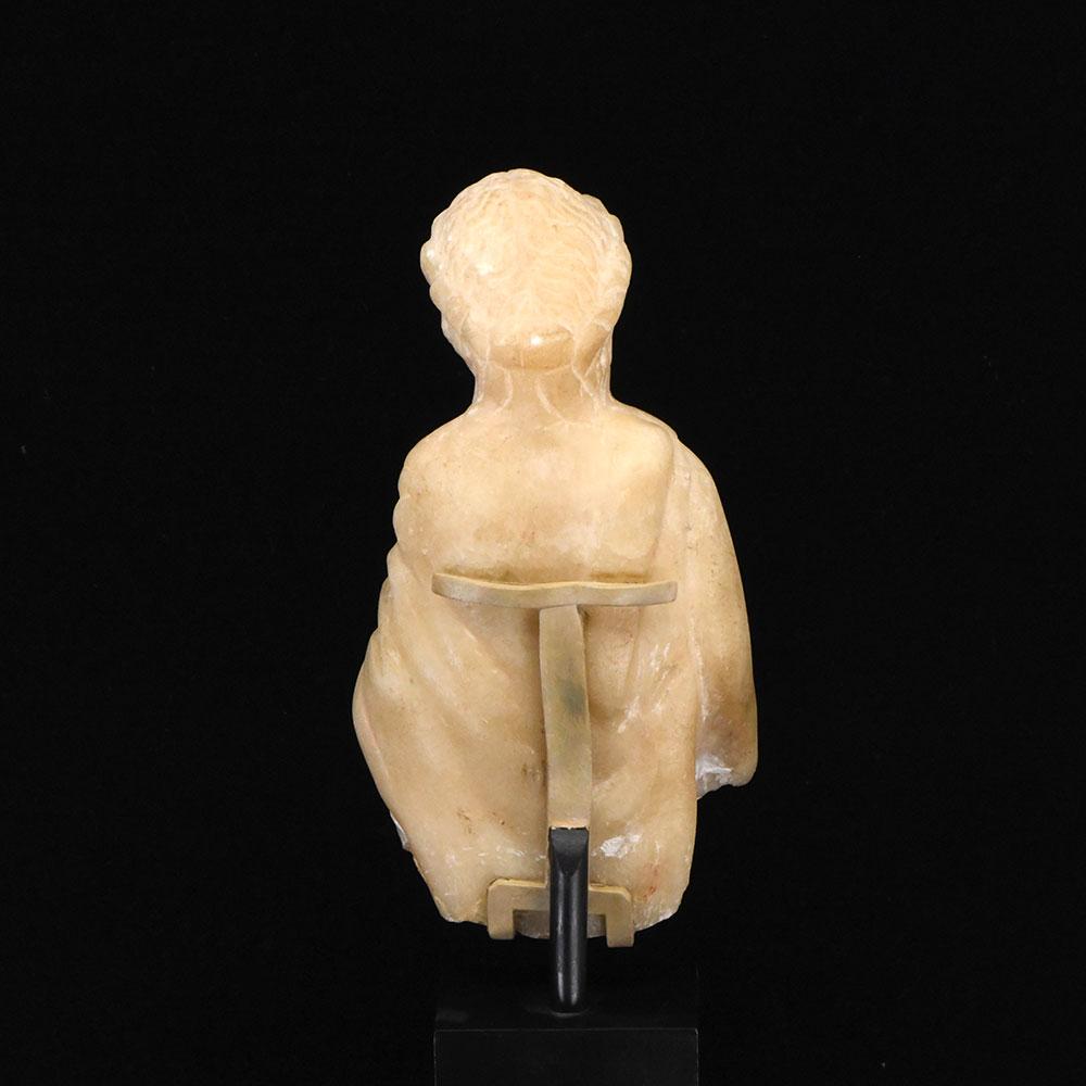 Eine römische Marmorstatue des Apollon, Römische Kaiserzeit, ca. spätes zweites Jahrhundert n. Chr.