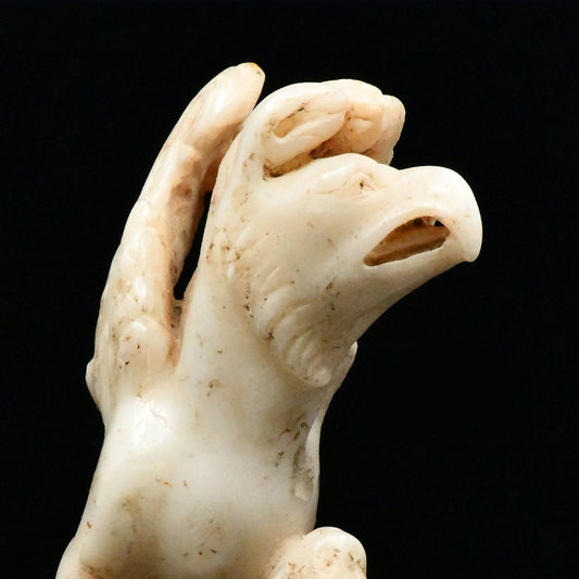 Ein geflügelter Löwengreif aus römischem Marmor, ca. 1. - 2. Jahrhundert n. Chr.