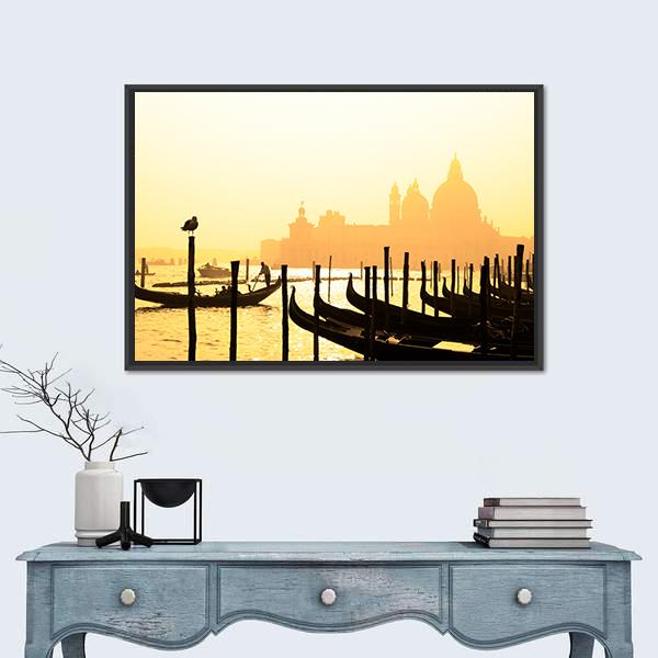 Romantic Italian City Of Venice (Venezia) Canvas Wall Art-1 Piece-Floating Frame-24" x 16"-Tiaracle