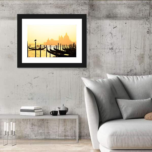 Romantic Italian City Of Venice (Venezia) Canvas Wall Art-3 Horizontal-Gallery Wrap-25" x 16"-Tiaracle