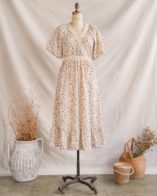 Apothekerkleid mit Blumenmuster