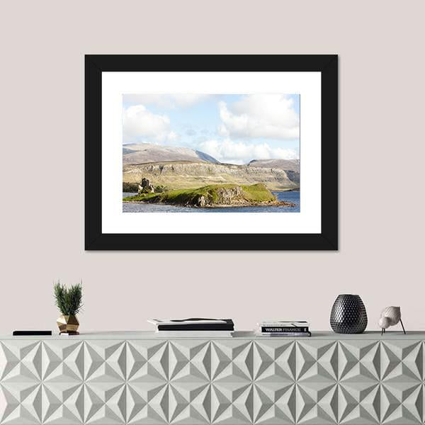 Ruins Of Ardvreck Castle Canvas Wall Art-1 Piece-Framed Print-20" x 16"-Tiaracle