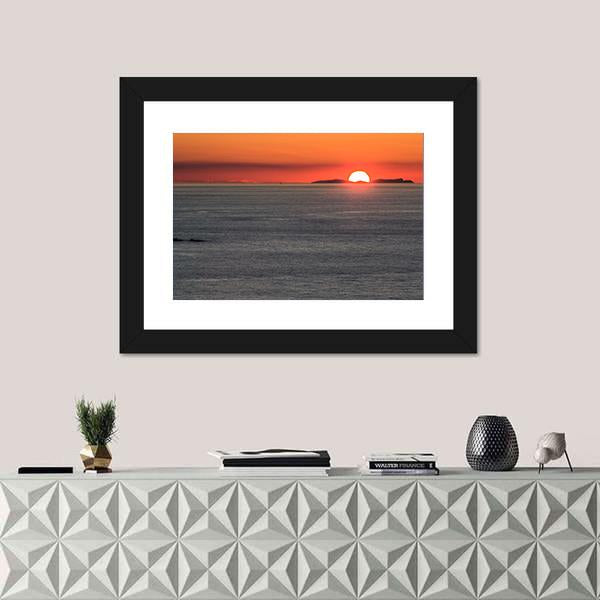 Setting Sun Over Summer Isles Canvas Wall Art-1 Piece-Framed Print-20" x 16"-Tiaracle