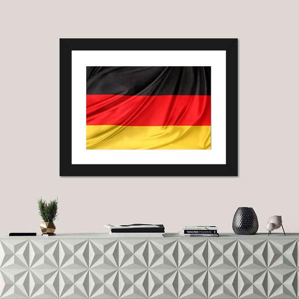 Silky German Flag Canvas Wall Art-1 Piece-Framed Print-20" x 16"-Tiaracle