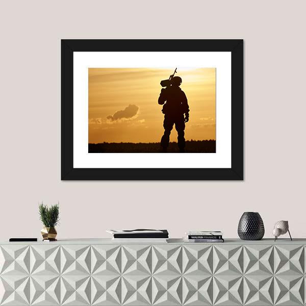 Soldier With Machine Gun At Sunset Canvas Wall Art-1 Piece-Framed Print-20" x 16"-Tiaracle