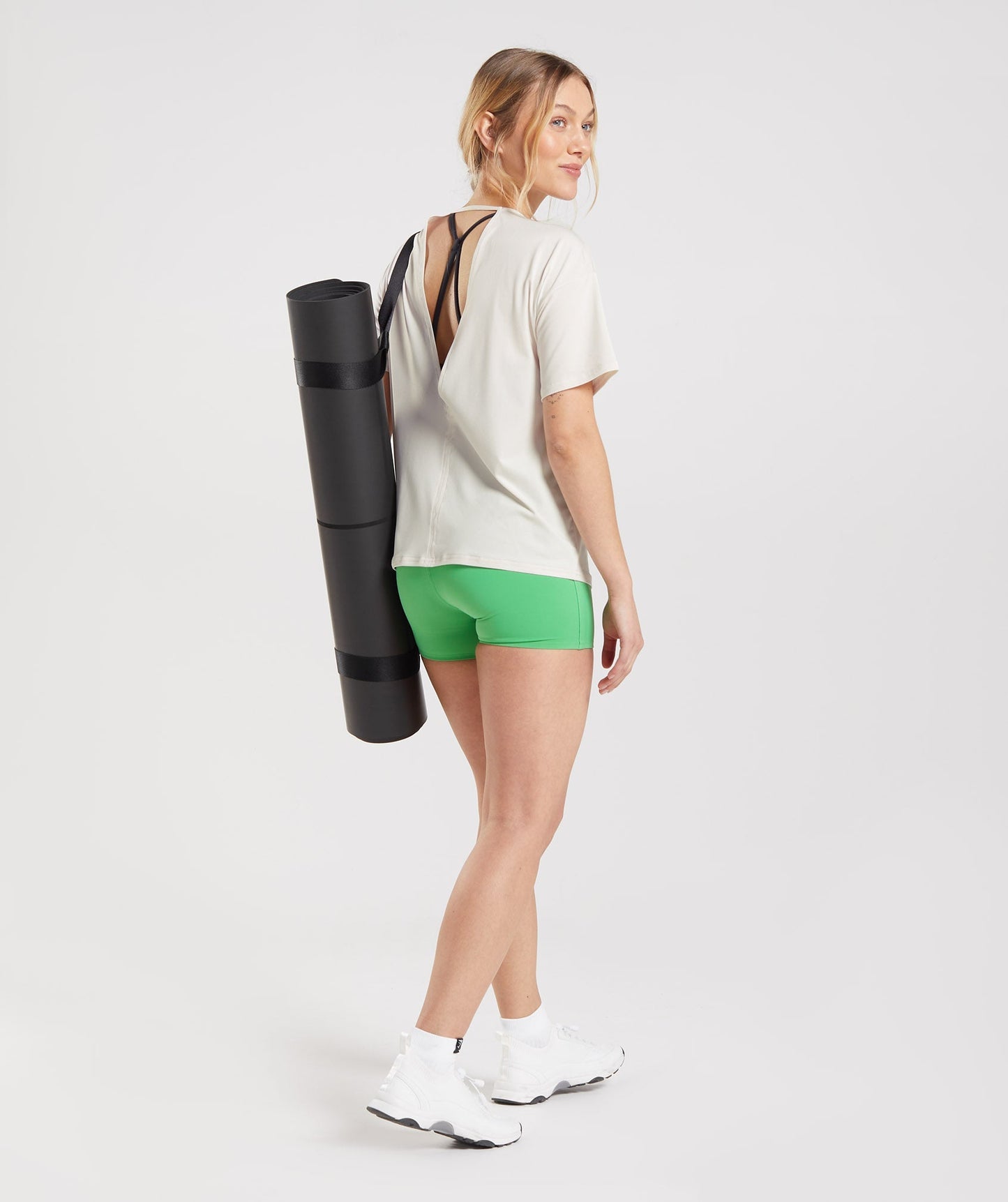 Gymshark Studio T-Shirt - Coconut White