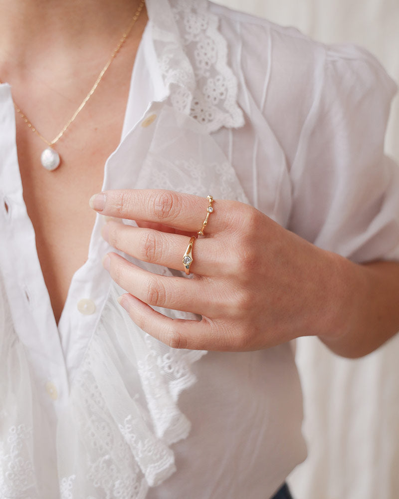 Ring mit konstanten Sternen
