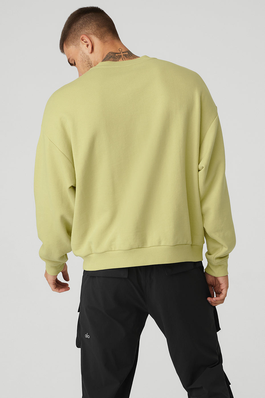 Accolade Crew Neck Pullover - Dusty Yellow