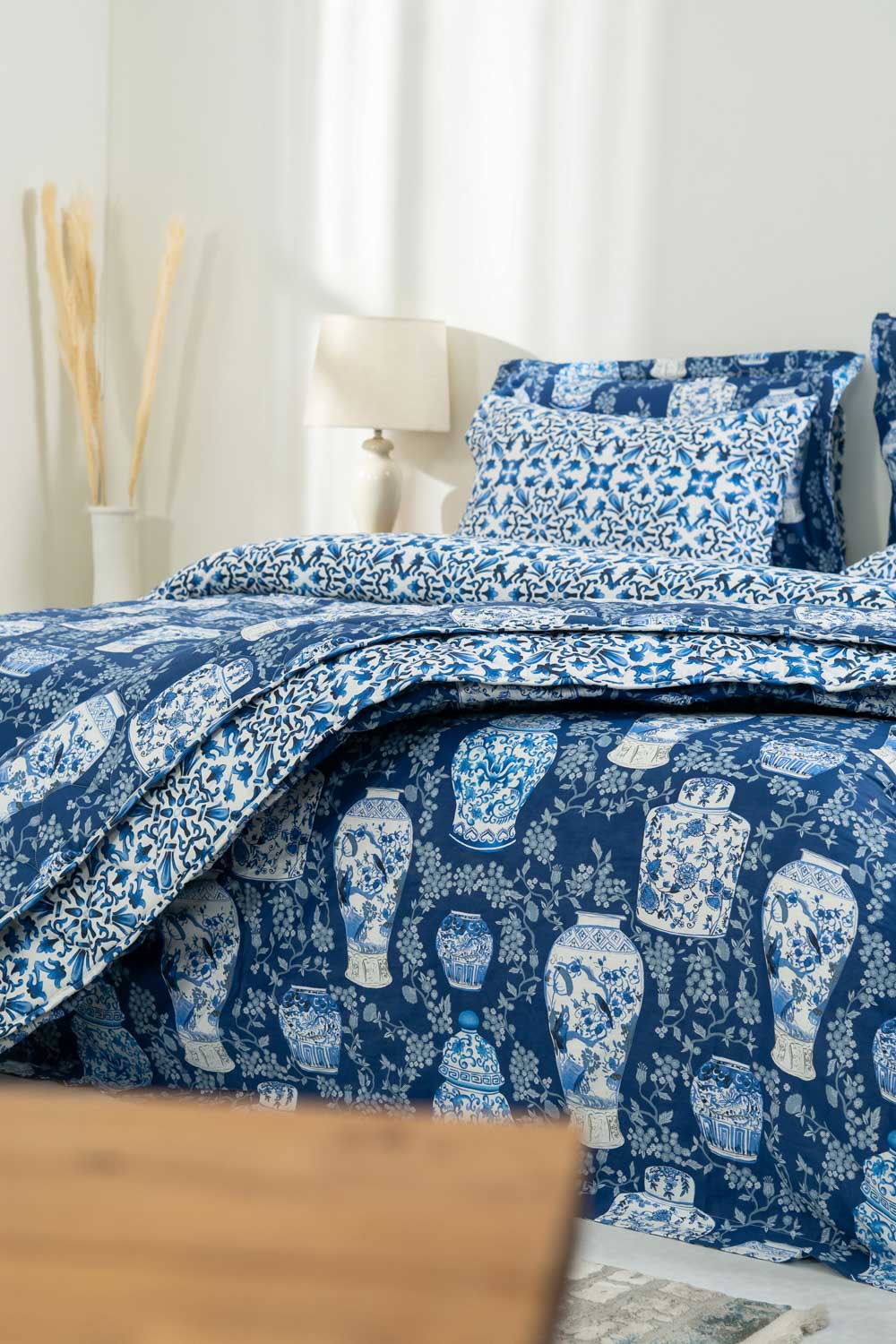 Vase & Glaze - Bed Spread