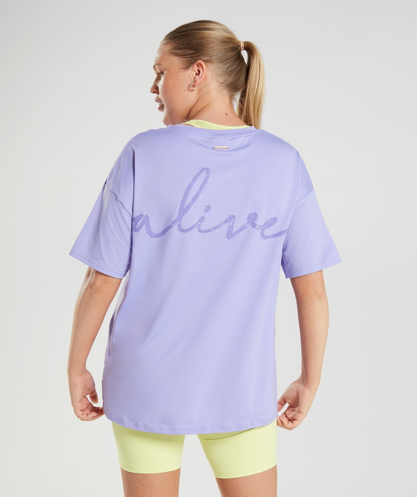Gymshark Whitney Oversized T-Shirt - Wildflower Purple
