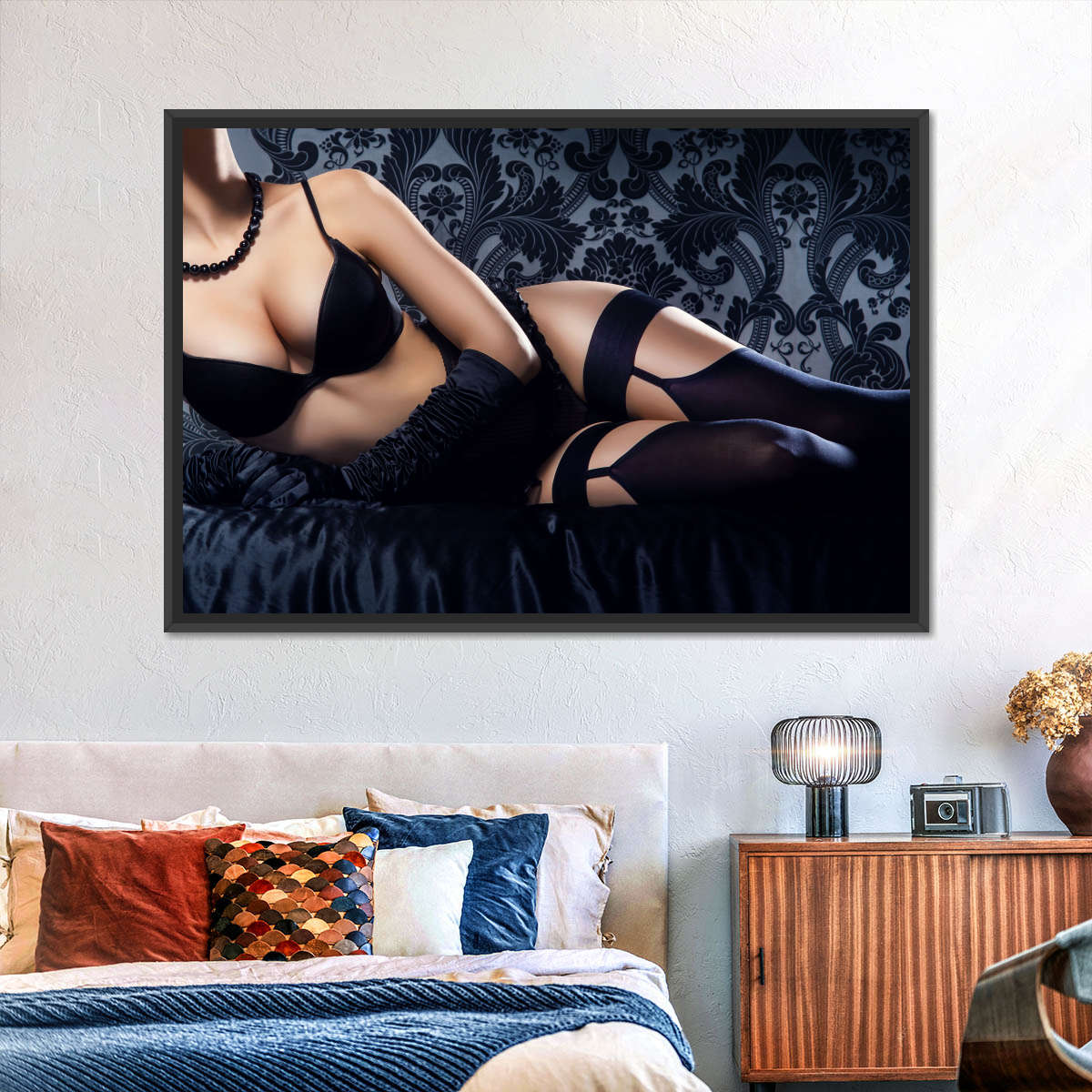 سیاہ دیوار آرٹ میں سیکسی عورت