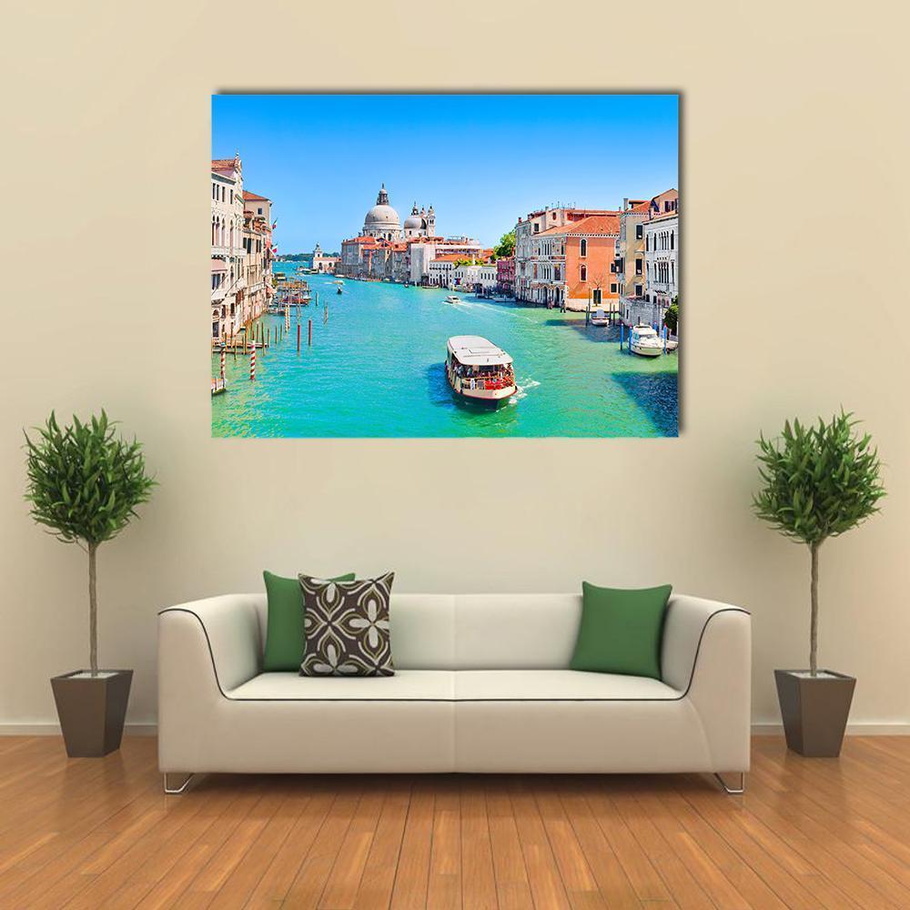 Famous Canal Grande Canvas Wall Art-1 Piece-Gallery Wrap-48" x 32"-Tiaracle