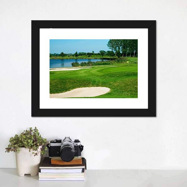 Golf Field Canvas Wall Art-1 Piece-Framed Print-20" x 16"-Tiaracle