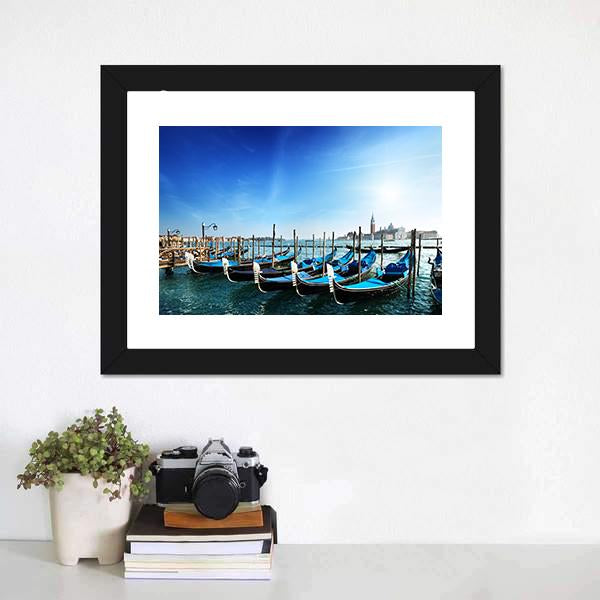 Gondolas On Grand Canal Canvas Wall Art-1 Piece-Framed Print-20" x 16"-Tiaracle