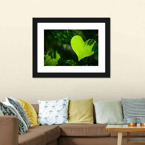 Heart Shape Leaf Canvas Wall Art-1 Piece-Framed Print-20" x 16"-Tiaracle