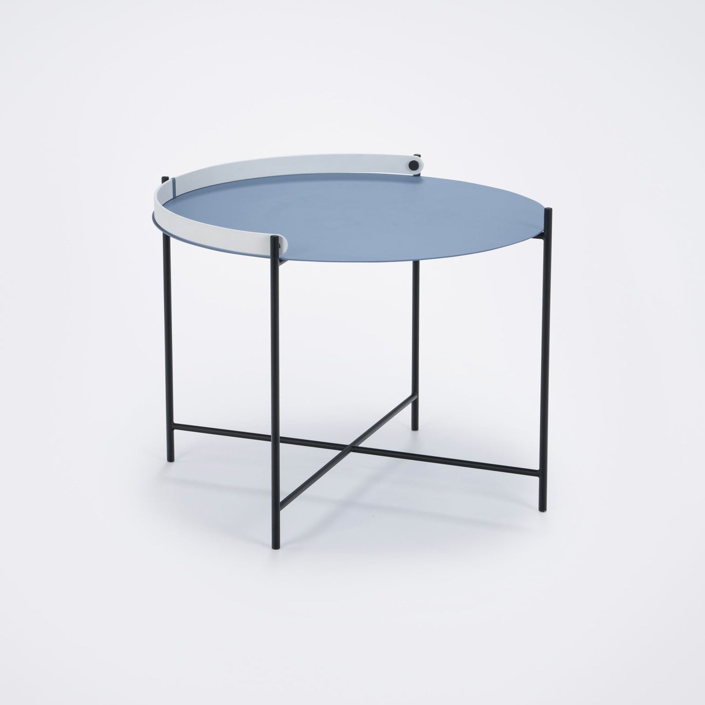 Edge Indoor/Outdoor Tray Table