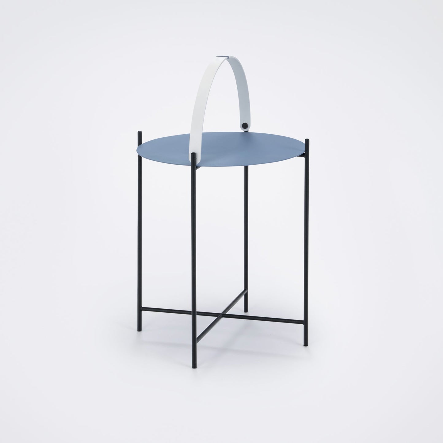 Edge Indoor/Outdoor Tray Table