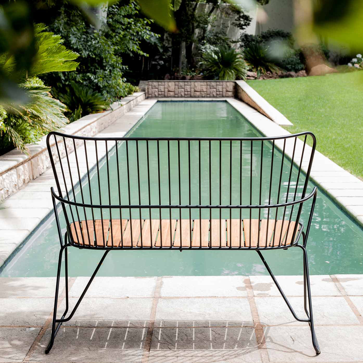 Paon Outdoor Bench