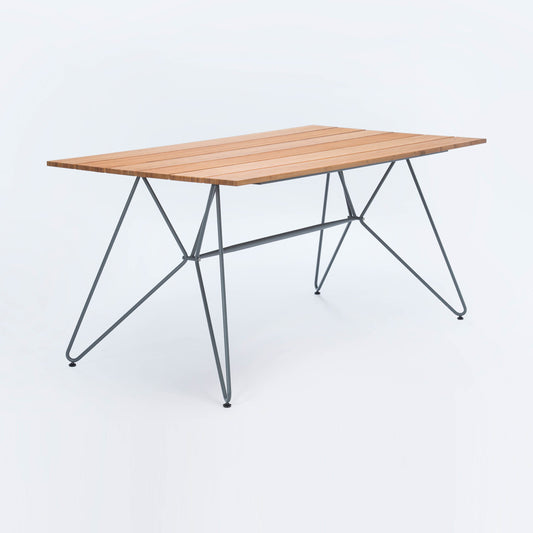 Sketch Outdoor Dining Table