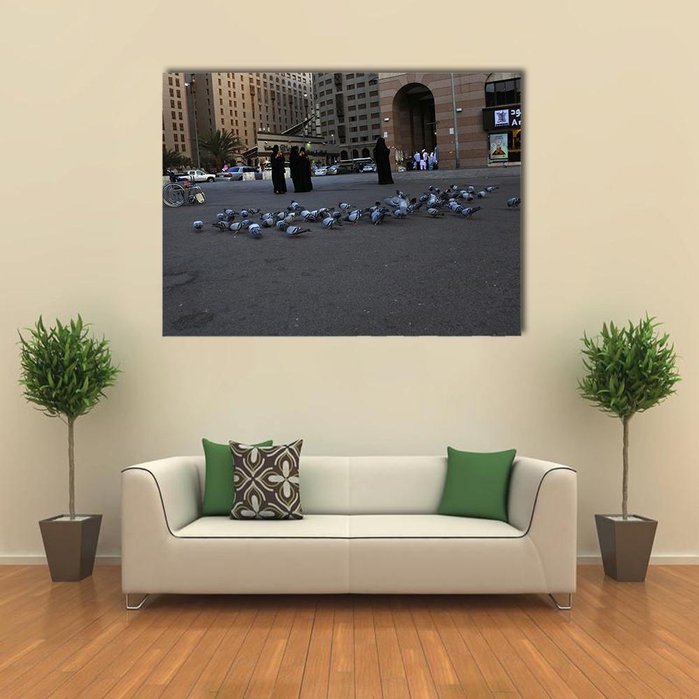 Medinah Street View Canvas Wall Art-1 Piece-Gallery Wrap-48" x 32"-Tiaracle