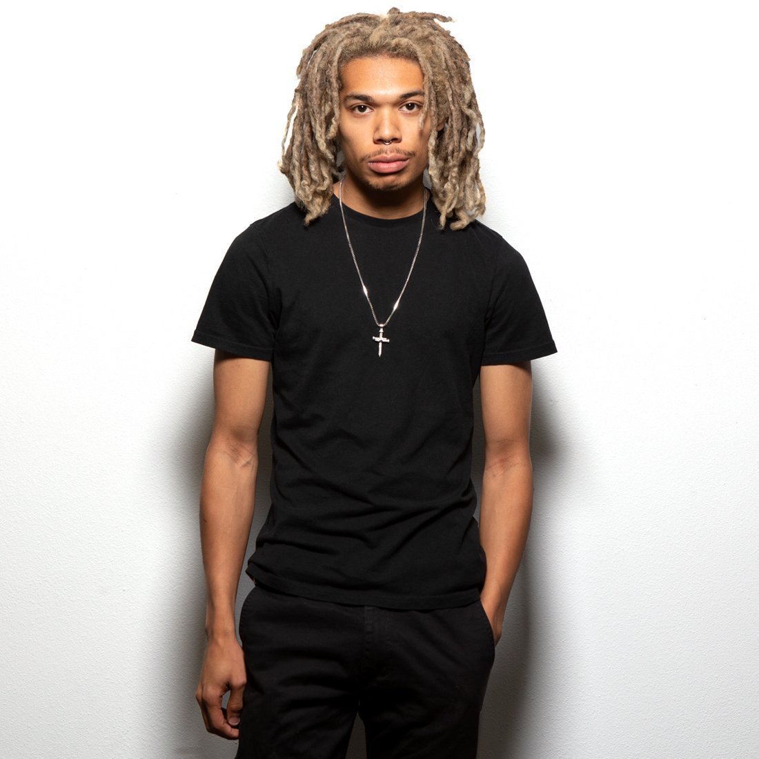 Nagelkreuz-Halskette