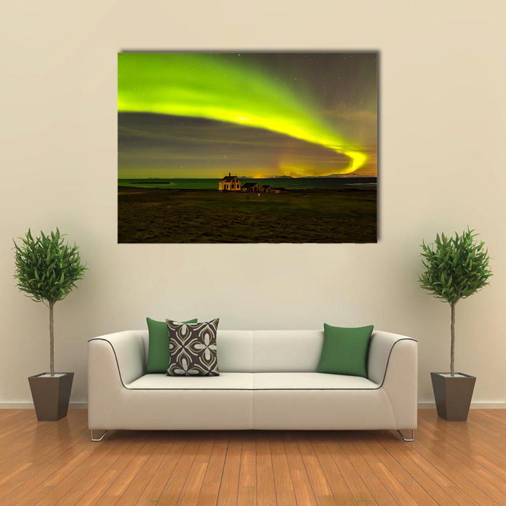 Northern Lights In Iceland Canvas Wall Art-1 Piece-Gallery Wrap-48" x 32"-Tiaracle