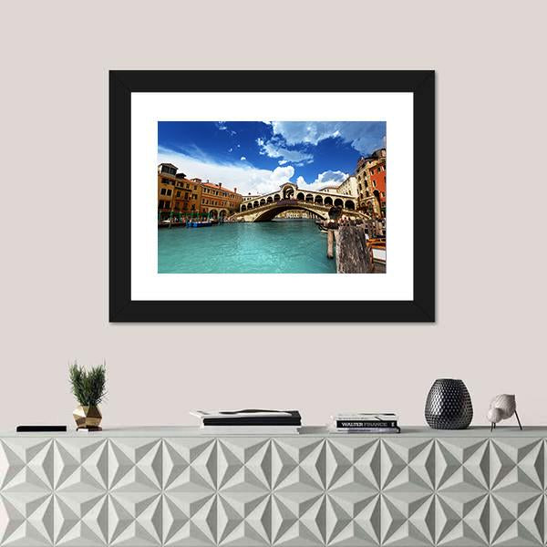 Rialto Bridge In Venice Italy Canvas Wall Art-1 Piece-Framed Print-20" x 16"-Tiaracle