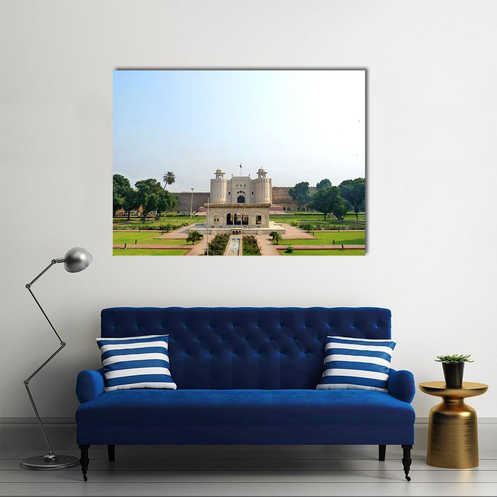 Shahi Qilla Fort Lahore Canvas Wall Art-1 Piece-Gallery Wrap-48" x 32"-Tiaracle