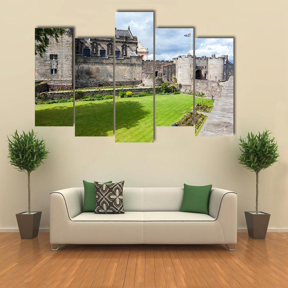 Stirling Castle Canvas Wall Art-5 Pop-Gallery Wrap-47" x 32"-Tiaracle