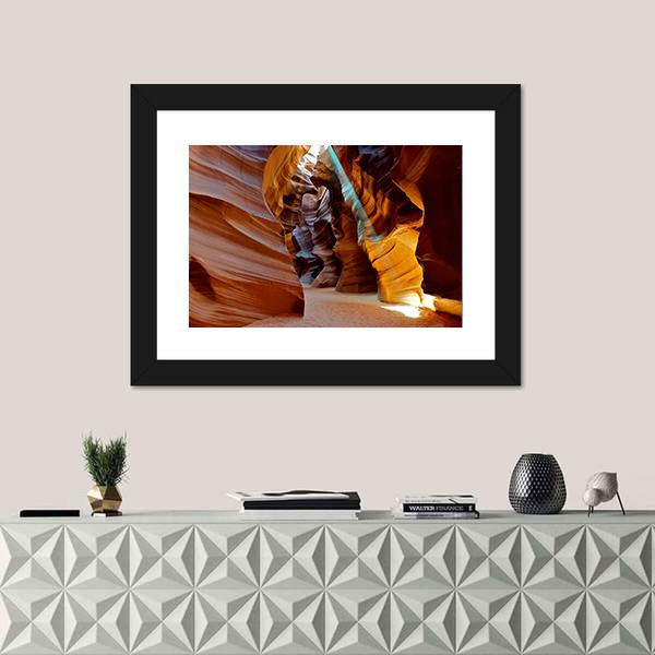 Sun Light In Canyon Canvas Wall Art-1 Piece-Framed Print-20" x 16"-Tiaracle