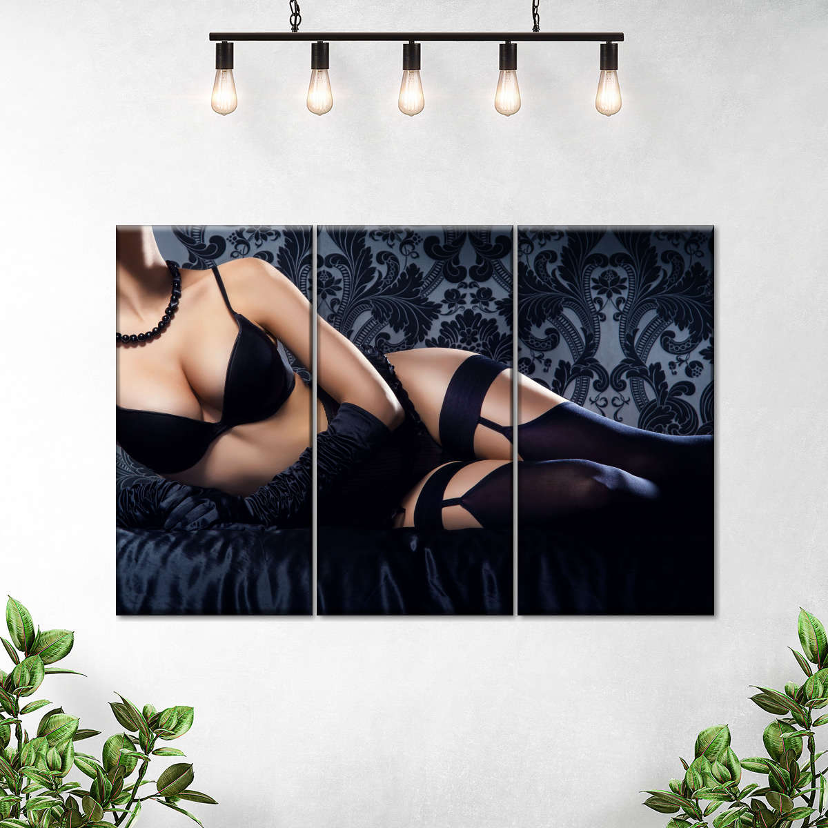 سیاہ دیوار آرٹ میں سیکسی عورت