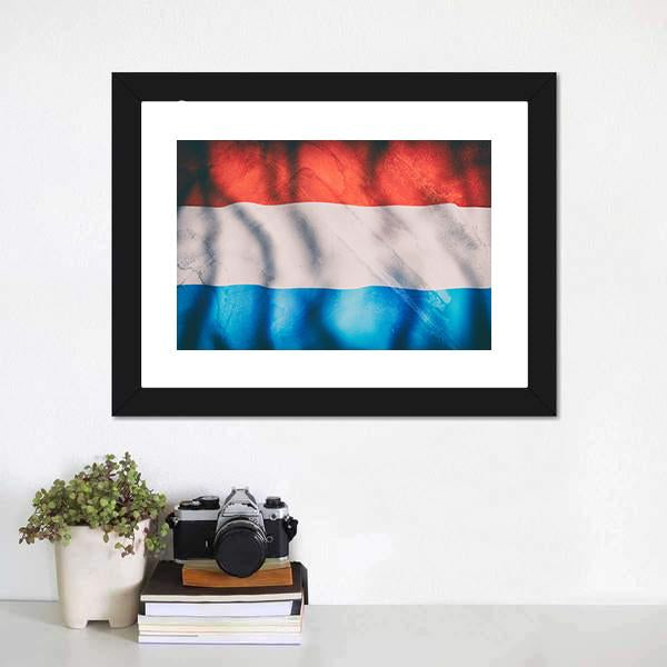Waving Luxembourg Flag Canvas Wall Art-1 Piece-Framed Print-20" x 16"-Tiaracle
