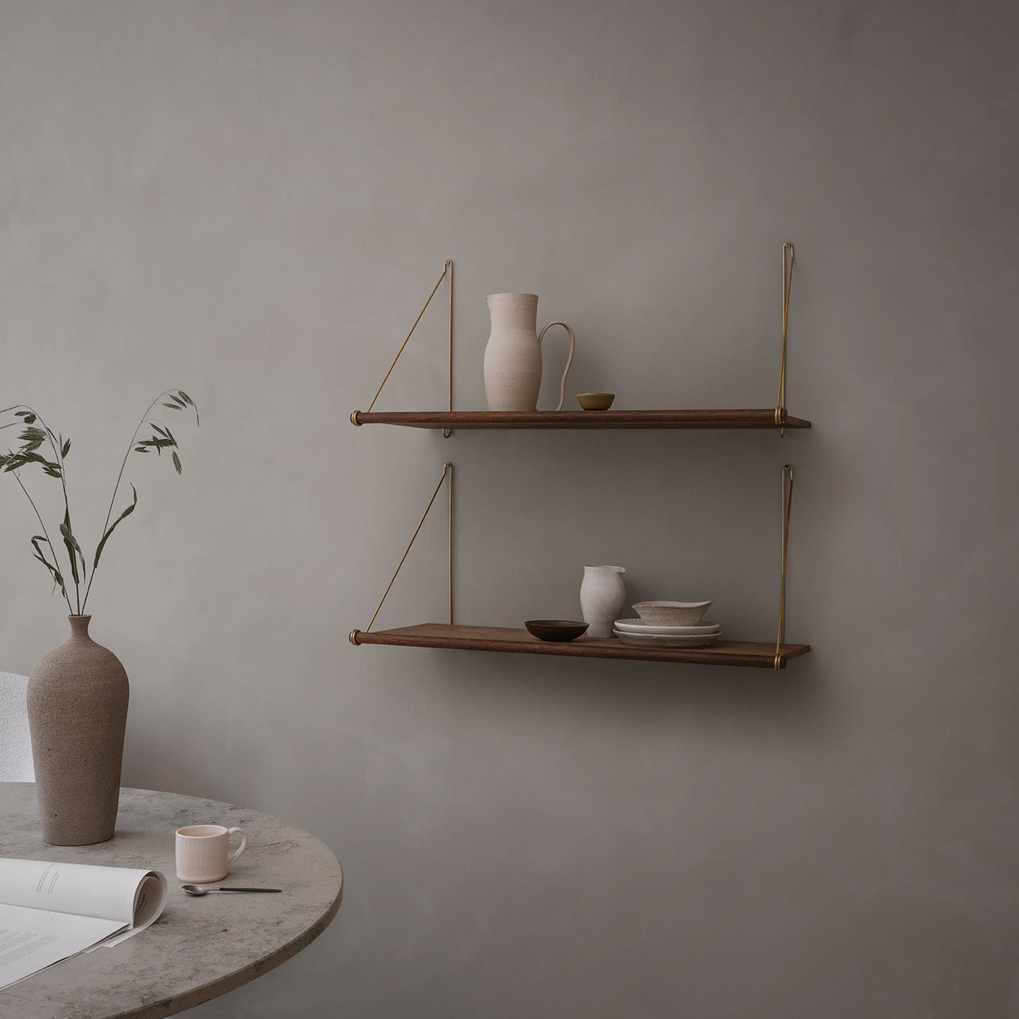 Loop Shelf