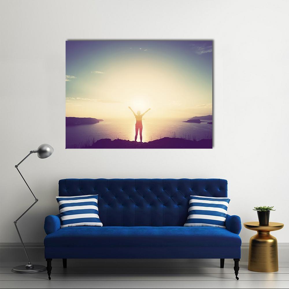 Woman On Cliff Canvas Wall Art-1 Piece-Gallery Wrap-48" x 32"-Tiaracle