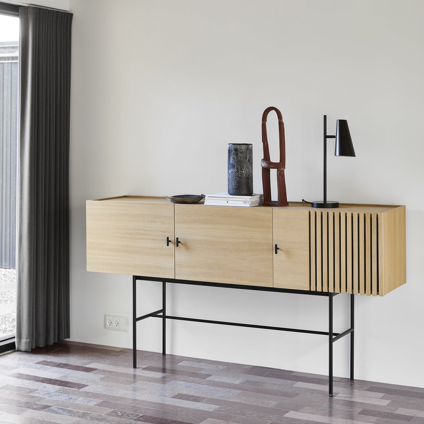 Array Sideboard